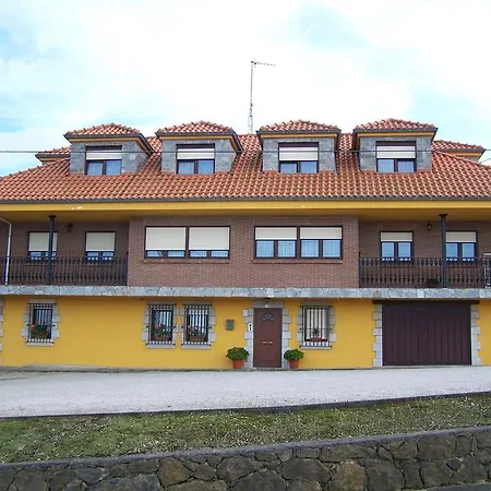 La Lastra De Altamira Apartment